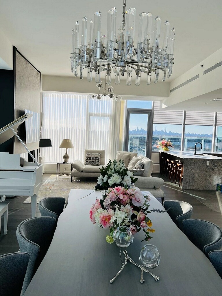 Penthouse Suite